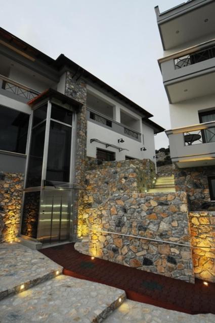 Philippeio Hotel Krinidhes Bagian luar foto