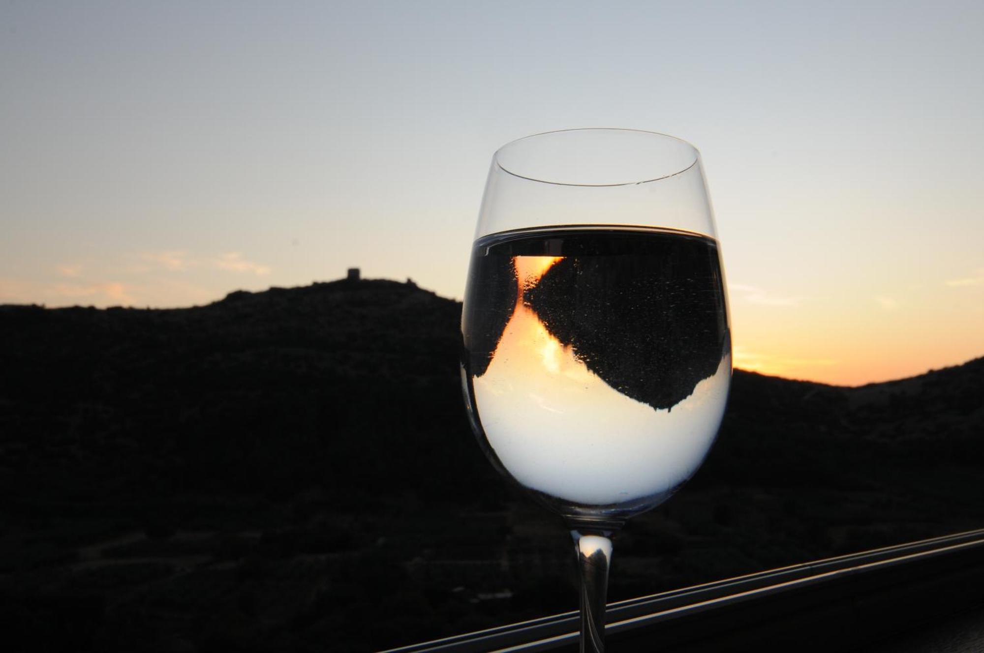 Philippeio Hotel Krinidhes Bagian luar foto