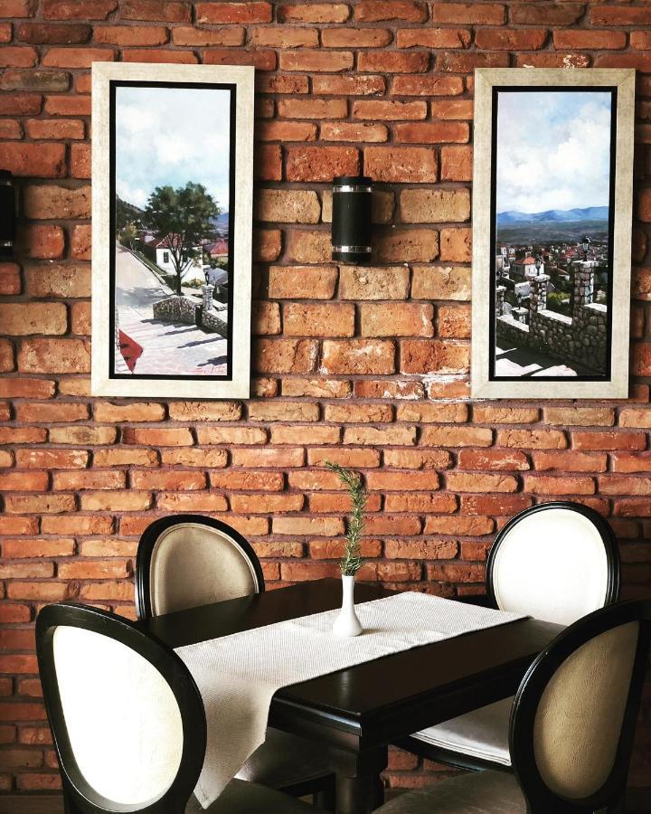 Philippeio Hotel Krinidhes Bagian luar foto
